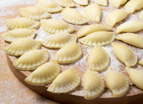 Taštičky plněné jablky se skořicovým cukrem