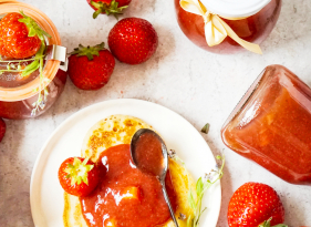 Jahodový džem s mangem