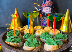 Jemná avokádová pomazánka se spirulinou