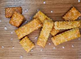 Slané sýrové sušenky bez lepku